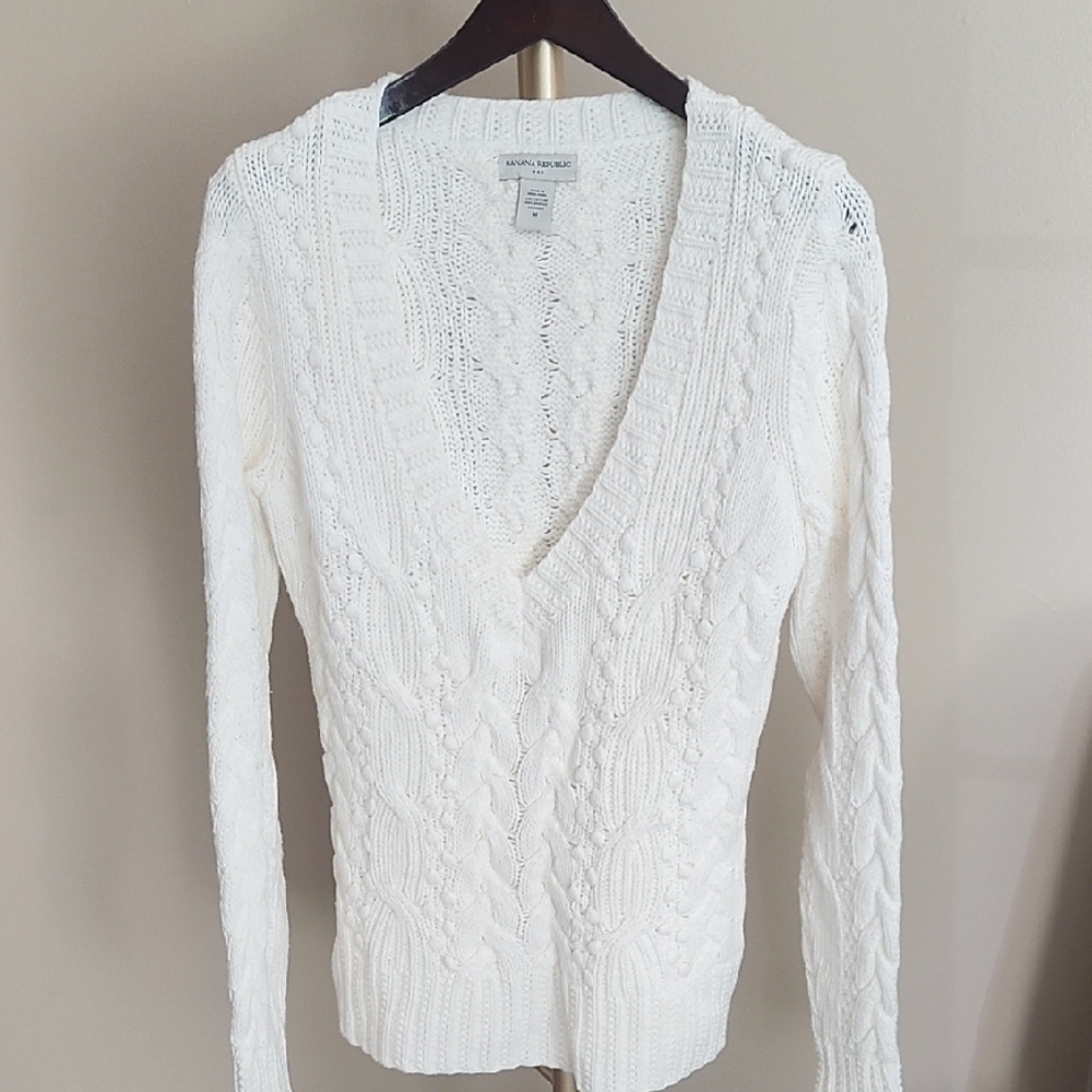 Banana Republic White V-Neck Sweater